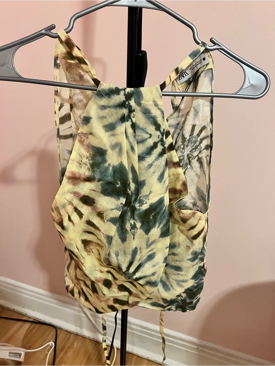 Zara Tops - ZARA Yellow & Green Tie-Dye Halter Camisole